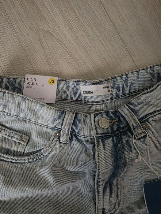 Нови дънки 32размер