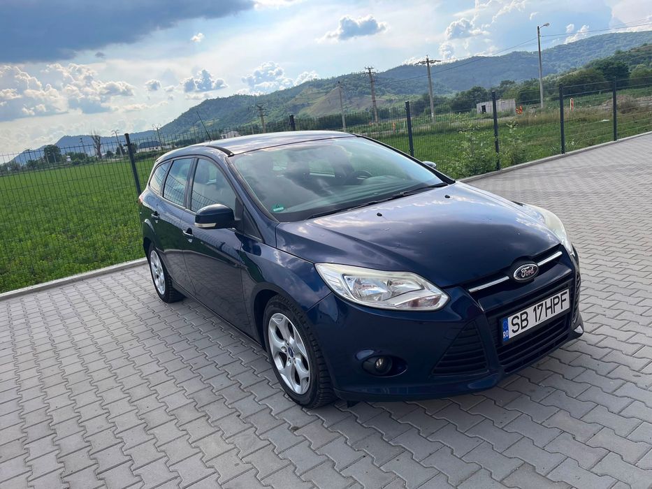 FORD Focus 2011 — imagine 3
