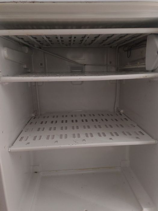 Холодильник Indesit оригинал