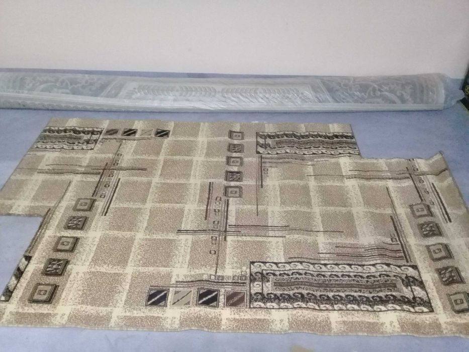 Продам ковер турецкий 2,3* 1,6 м и паласы