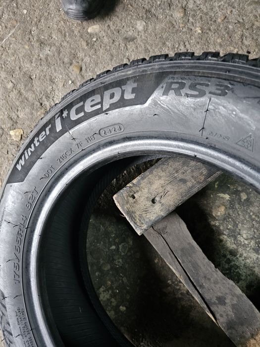 2 anvelope iarna 175 65 14 Hankook 2023