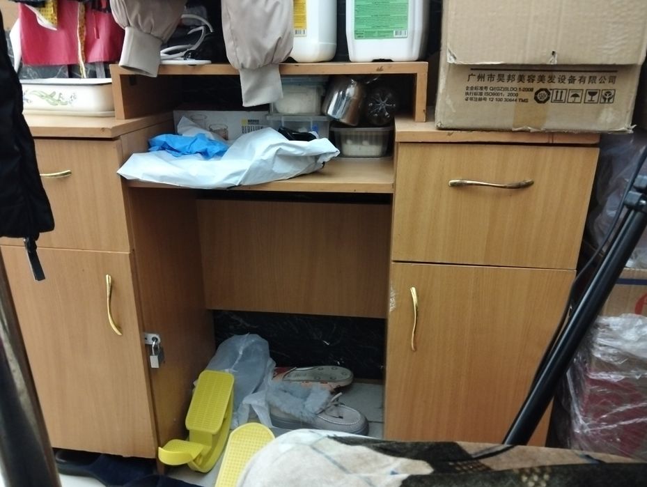 Парикмахерский стол