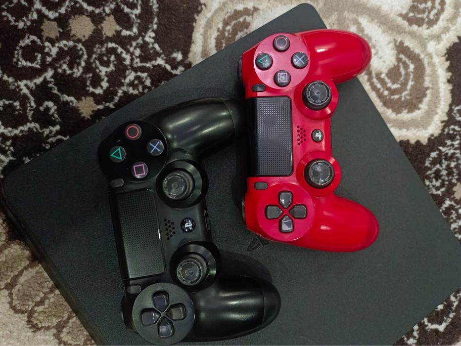 Ps 4  с полной комплектацией
