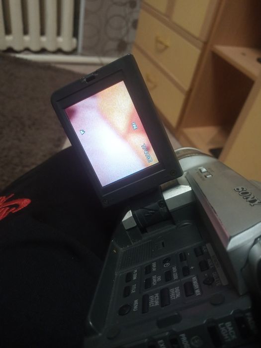 Видео камера продаю