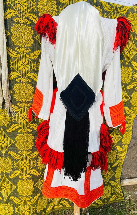 Македонска носия