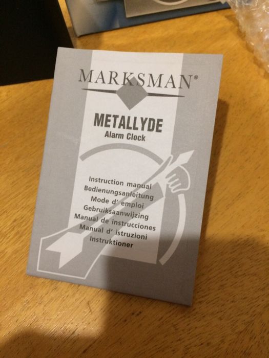 Часовник с бодилник