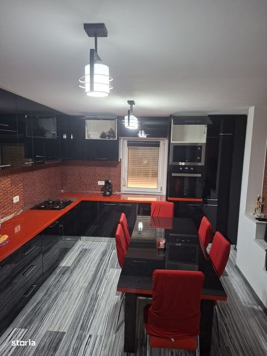 Apartament, 3 camere, 64.35 mp, zona Lapus Arges