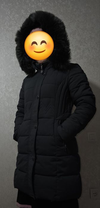 Qalin Kurtka srochni sotiladi. «Продаётся куртка.»