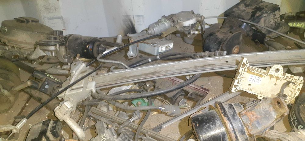 Двигатель Раф4 2л 1997г