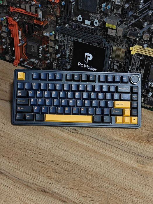 Aula f75 есть разные