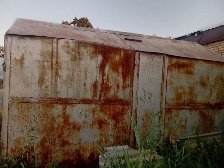 Продаётся гараж состояние нормально