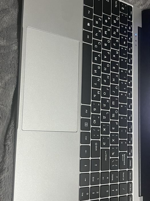 Продам   ноутбук.     HYDRA