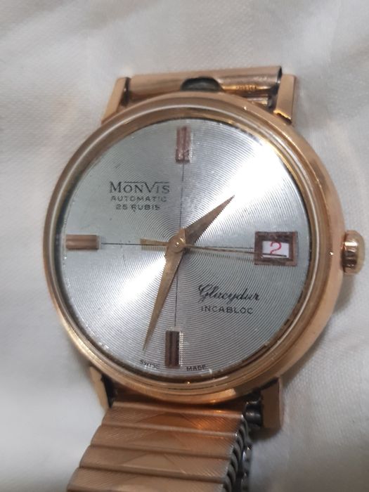 800 Lei. Ceas Monvis. Swiss Made. Placat aur 14 k. Automatic.