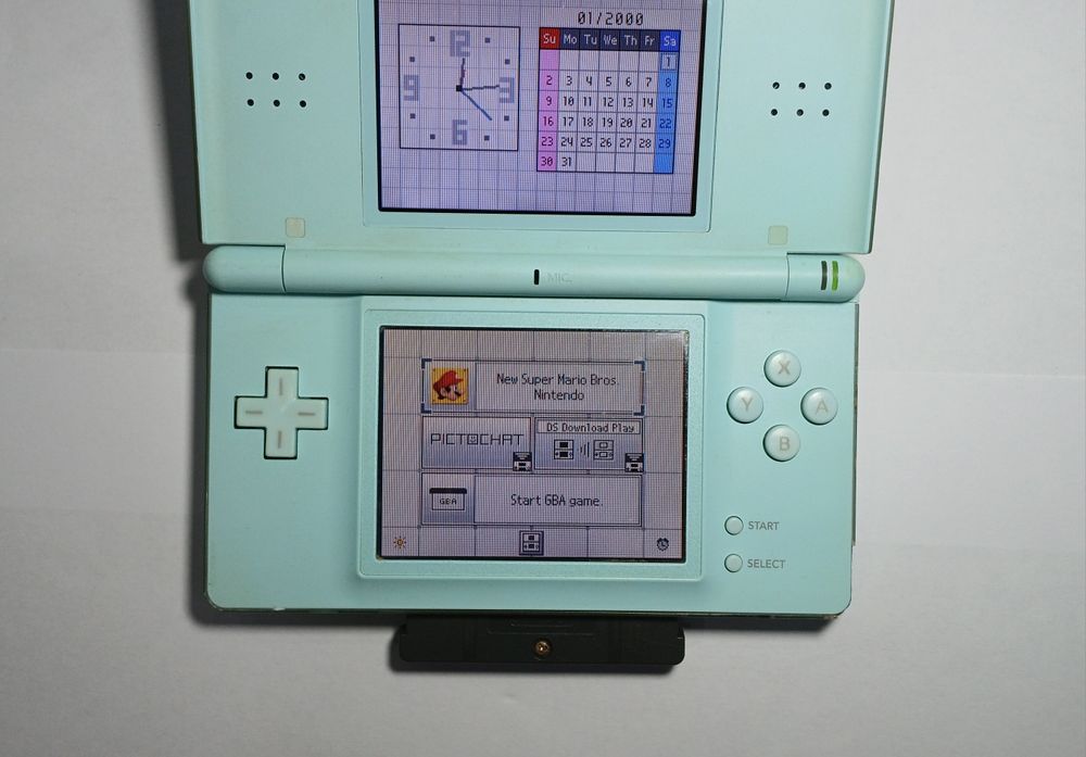 Nintendo DS lite