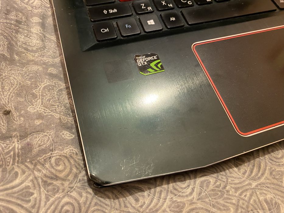 Продам нотбук Predator helios300slim