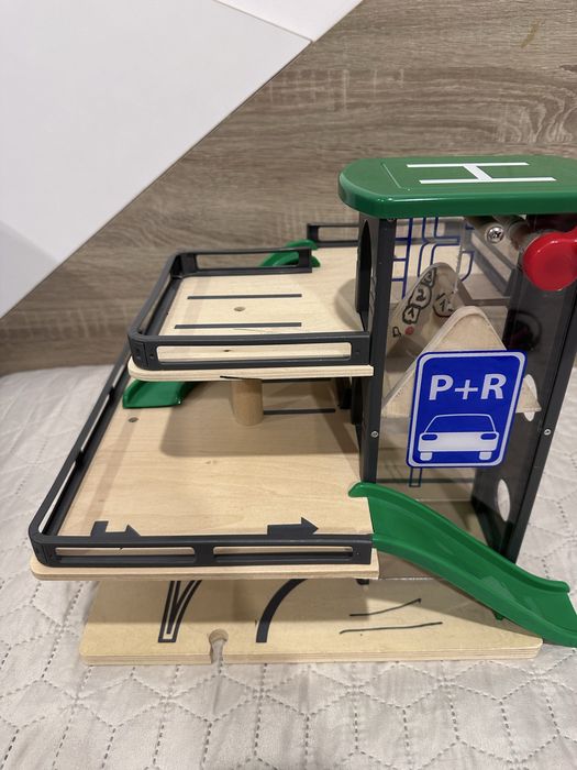 Дървени аксесоари за игра с влакчета и релси