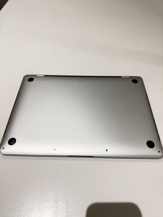 MacBook Pro 13’ 2018 Intel i5 8/256