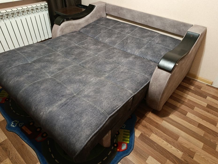 Диван даром, самовывоз