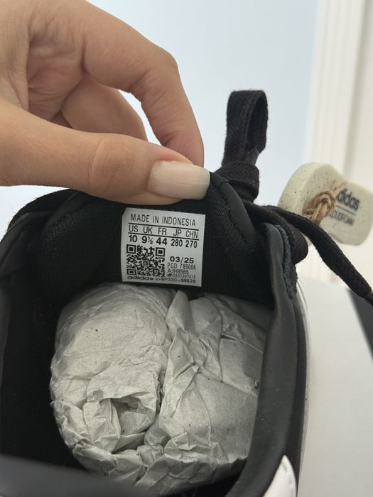 Adidas кроссовки (оригинал с Intertop)