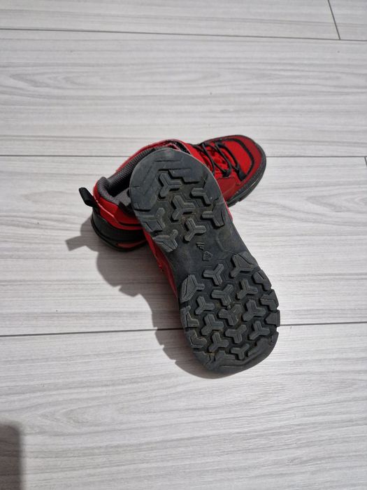 Papuci de drumeție Decathlon mărimea 30