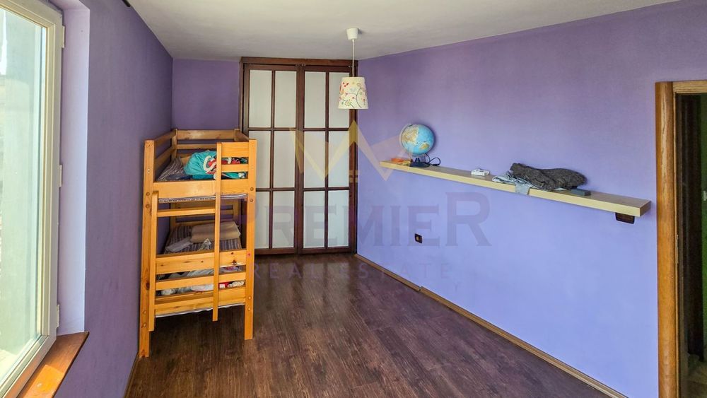 Продава се Двустаен апартамент в Варна, Гръцка махала - 51 кв.м за 3637 €/кв.м - Снимка #2