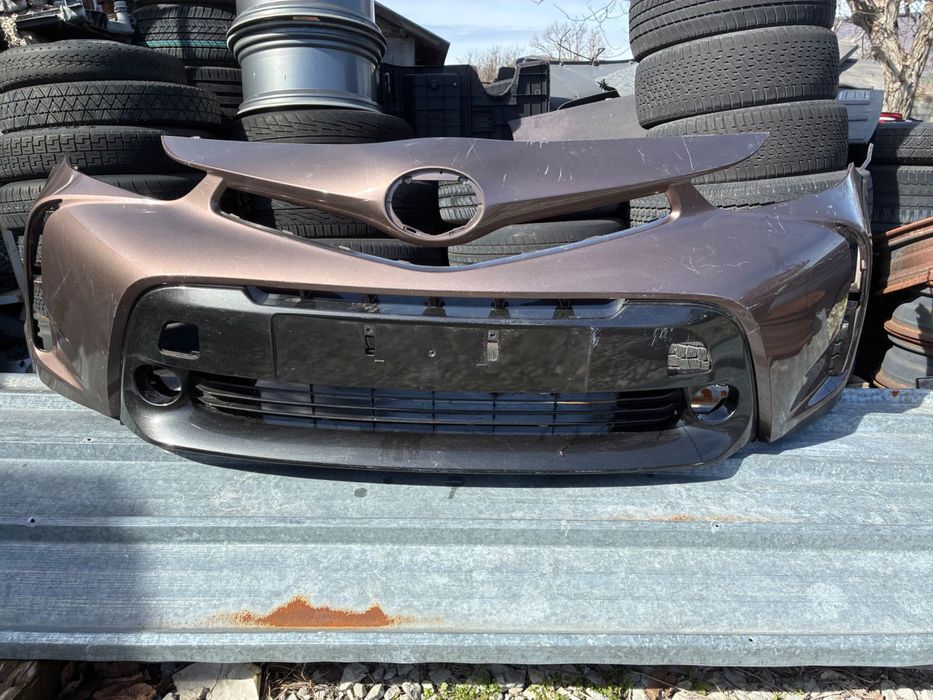 Предна броня Toyota Prius + Plus. Тойота Приус плус. 15-20. 53112-