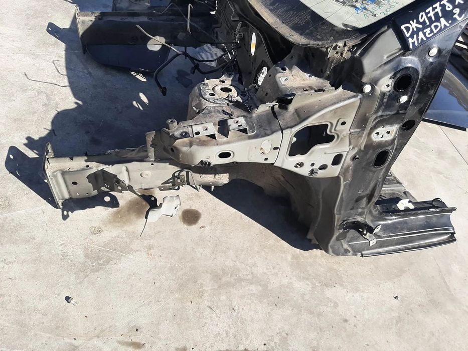 lonjeron cu semi aripa stanga mazda 2 de