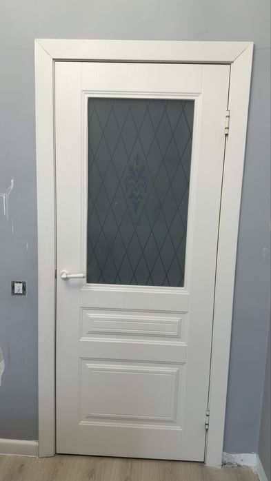 Межкомнатные двери 6 шт