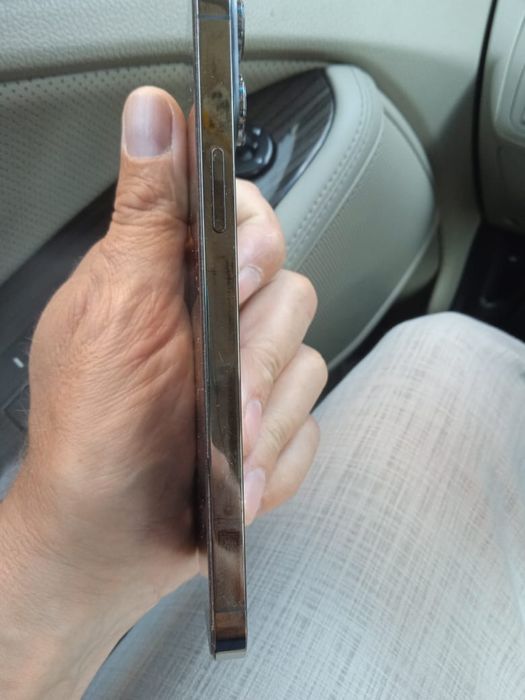 Продам iPhone 13 pro max