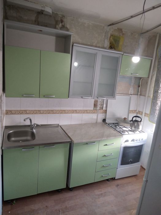 Кухонный  гарнитур