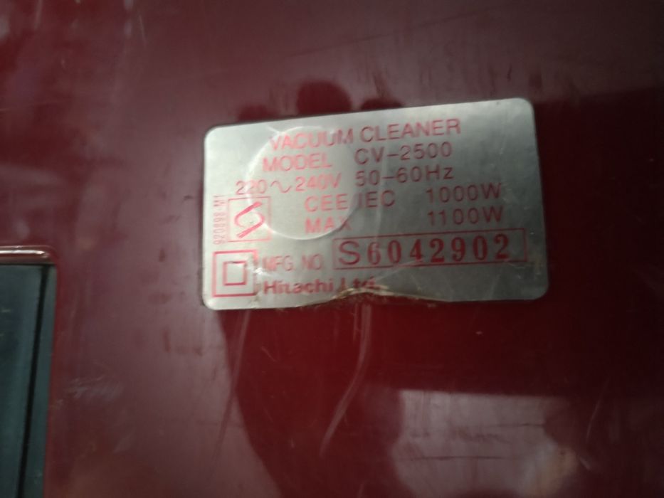 Фирменный пылесос хитачи Япония