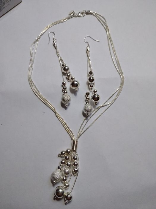 Бижутерия, наборы, колье, серьги новое разное