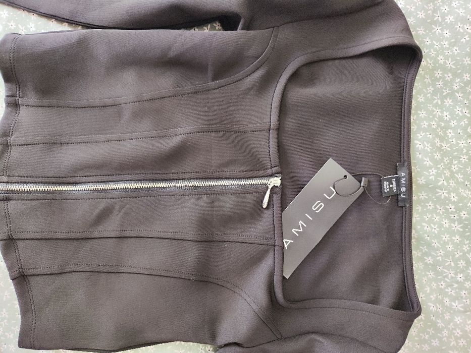 Къса блуза с цип,еластична материя Amisu S