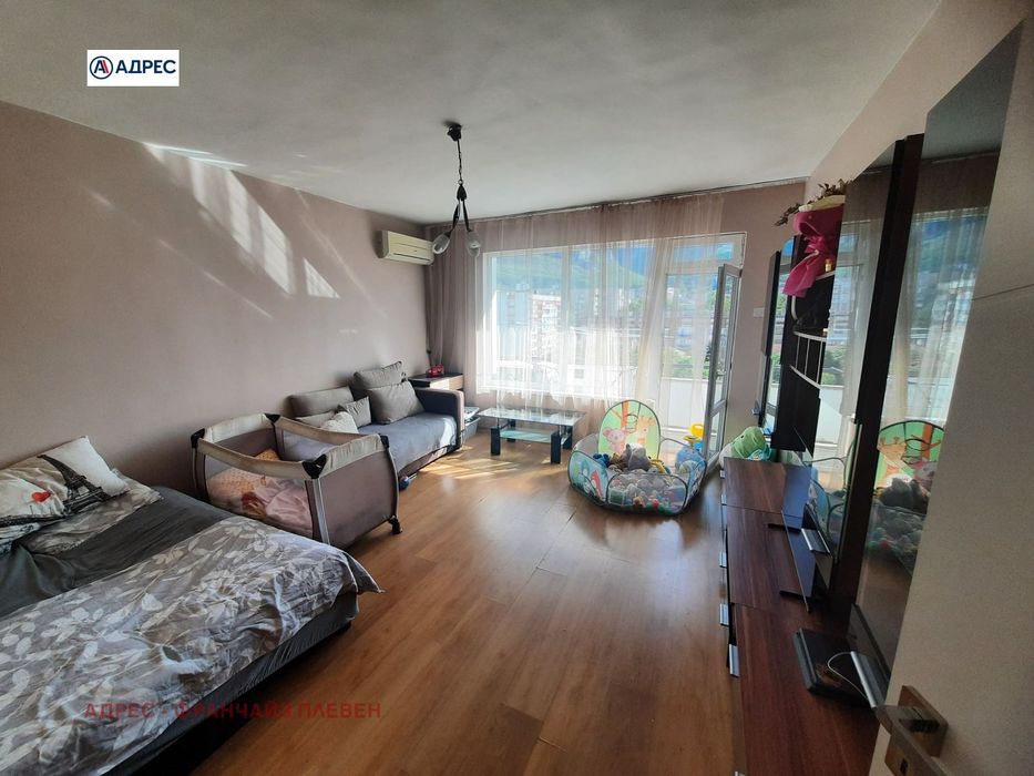 Продава се Двустаен апартамент в Враца, Център - 62 кв.м за 1980 €/кв.м - Снимка #1