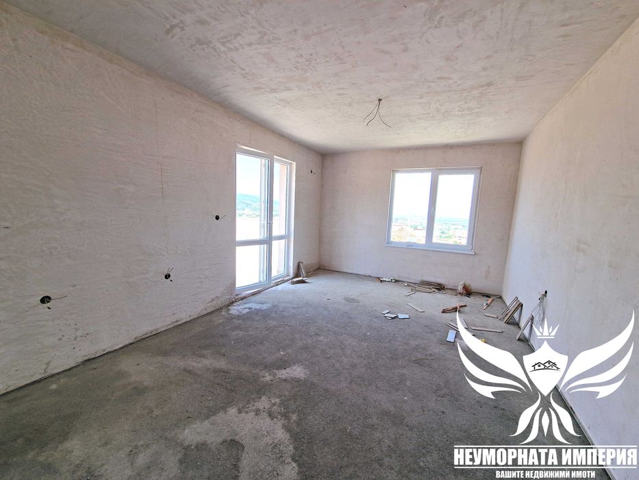 Продава се Тристаен апартамент в Асеновград - 114 кв.м за 904 €/кв.м - Снимка #2