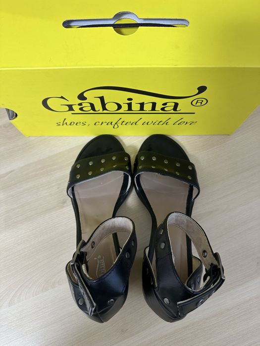 Черни сандали Gabina
