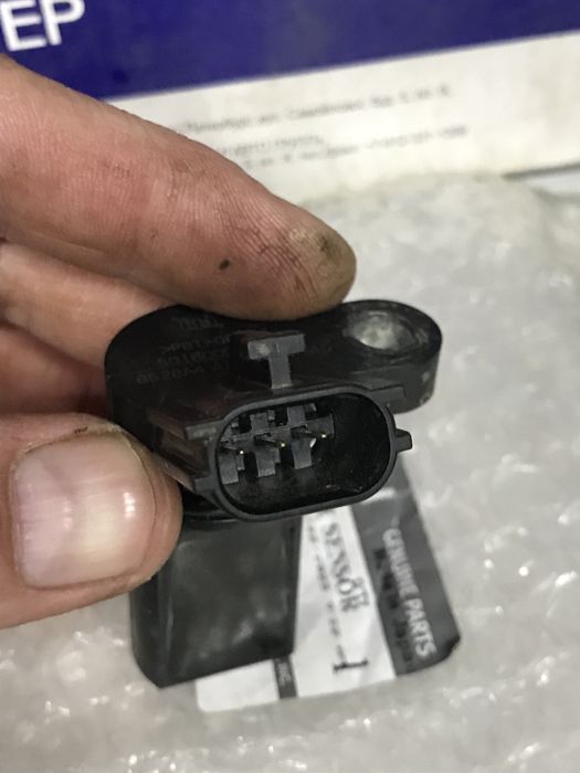 Датчик коленвала Infinity FX45