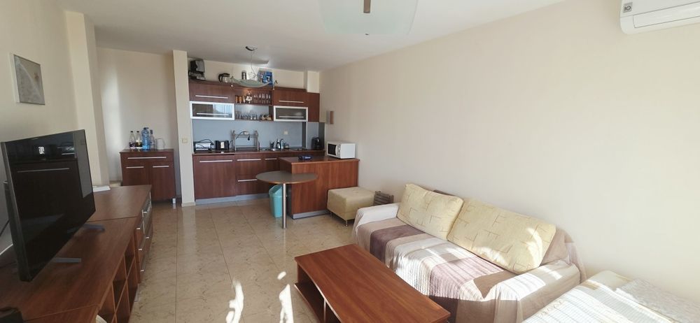 Продава се Двустаен апартамент в Свети Влас - 56 кв.м за 1840 €/кв.м - Снимка #1
