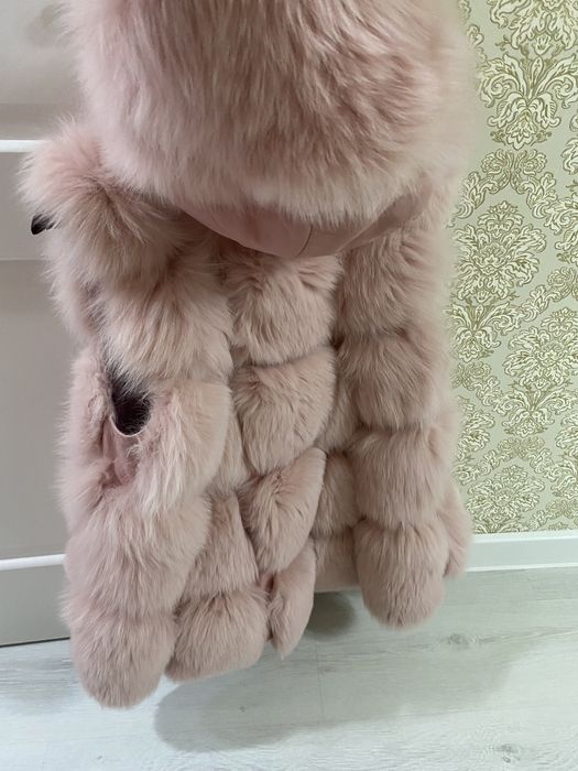 Продам песцовую жилетку