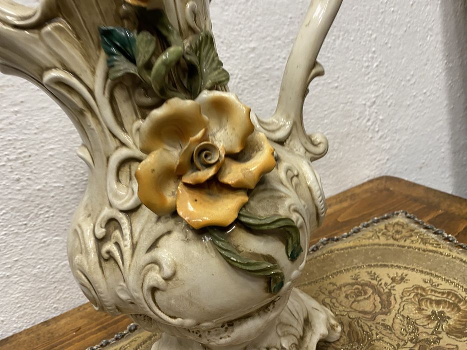 Голяма италианска кана от порцелан каподимонте