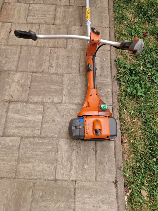 Motocoasa profesionala Husqvarna 555 rxt Defecta
