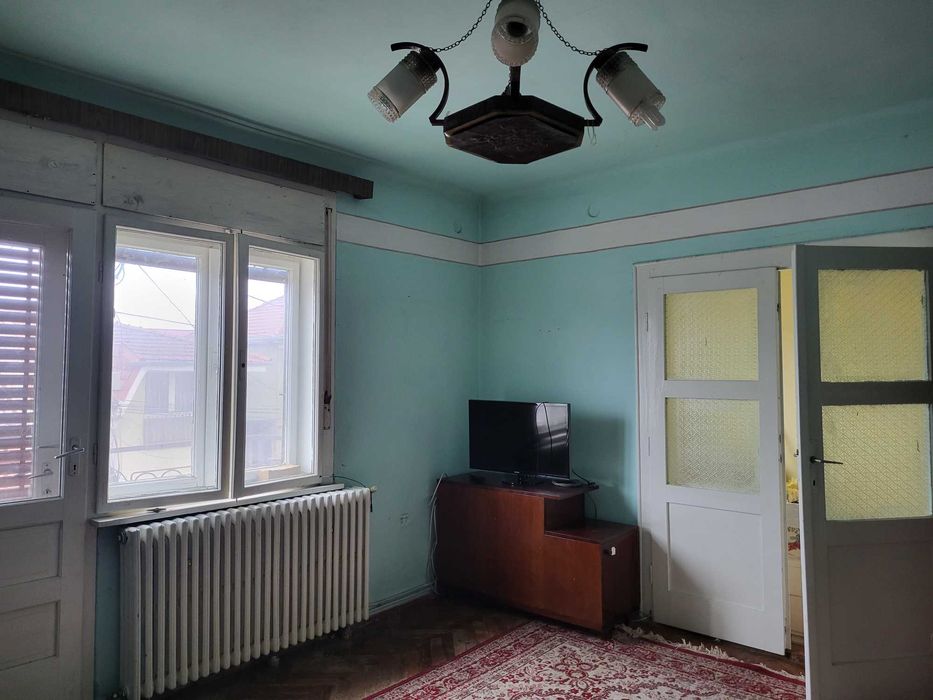 Casă cu etaj de vânzare în Satu Mare, zona Barițiu