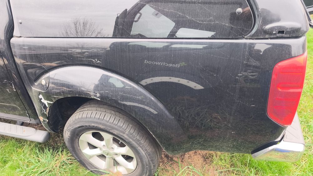 Bena-sasiu nissan navara king cab d22 d40 pathfinder