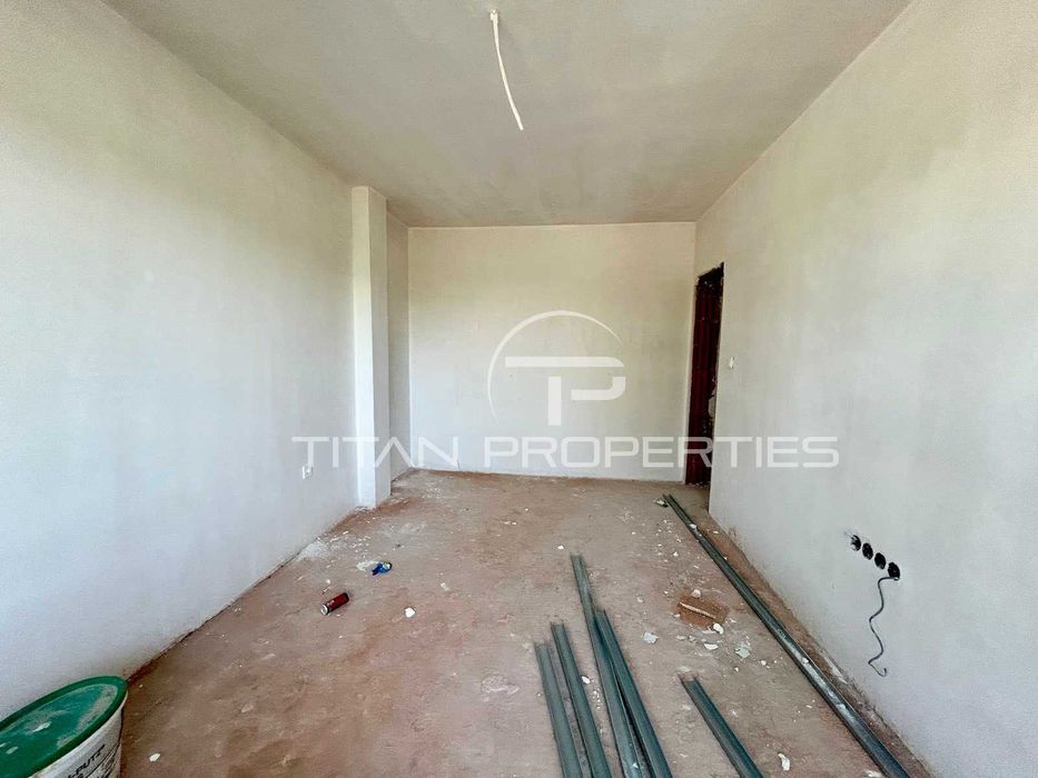 Продава се Двустаен апартамент в Пловдив, Остромила - 68 кв.м за 1543 €/кв.м - Снимка #1