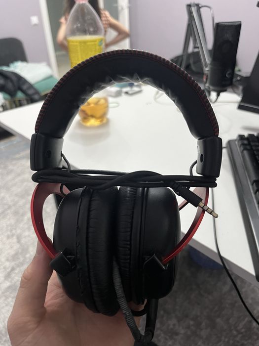 Claud 2 продам срочно