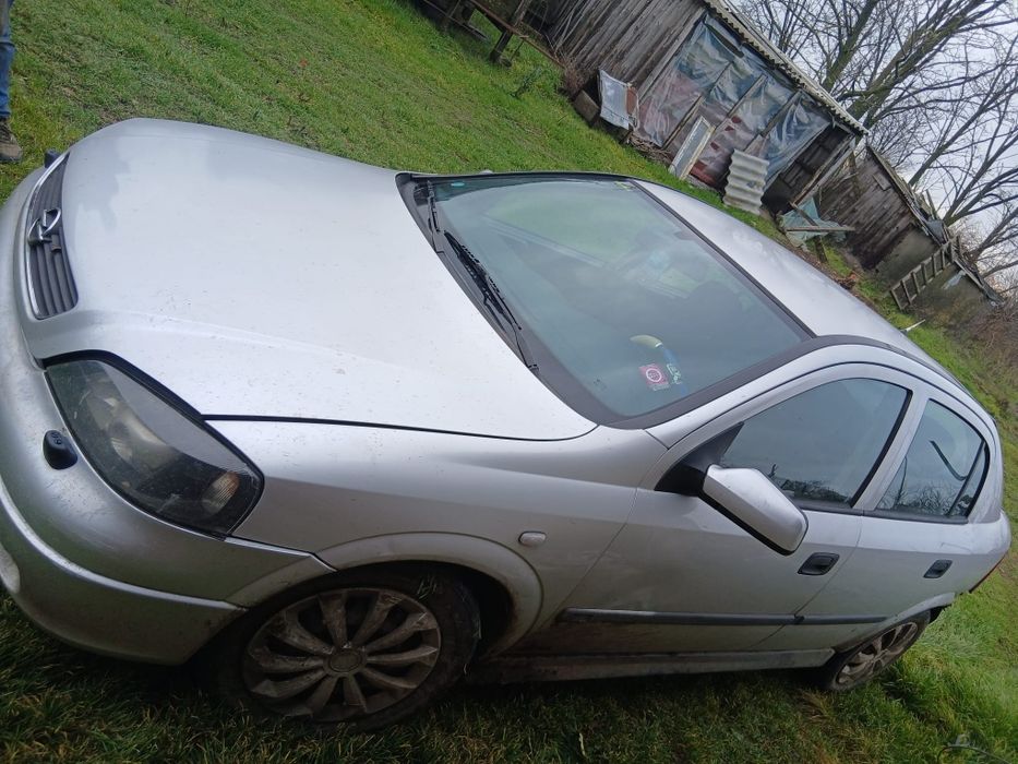 Vând Opel Astra preț 1100€