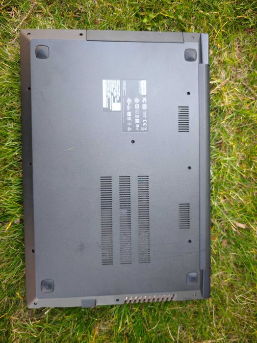 Лаптоп Lenovo V110-15IAP