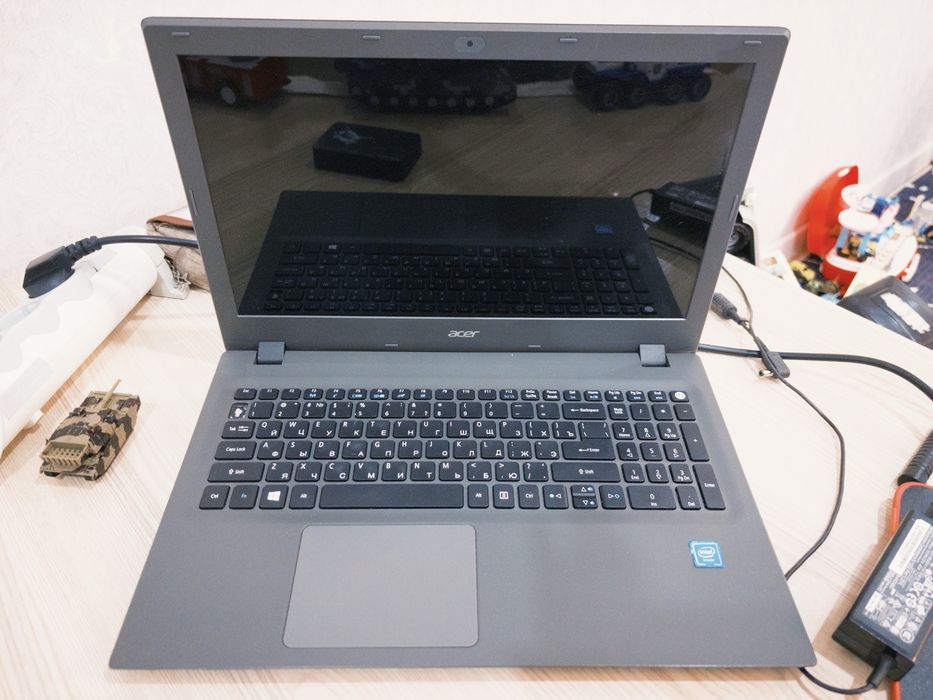 Продам ноутбук acer