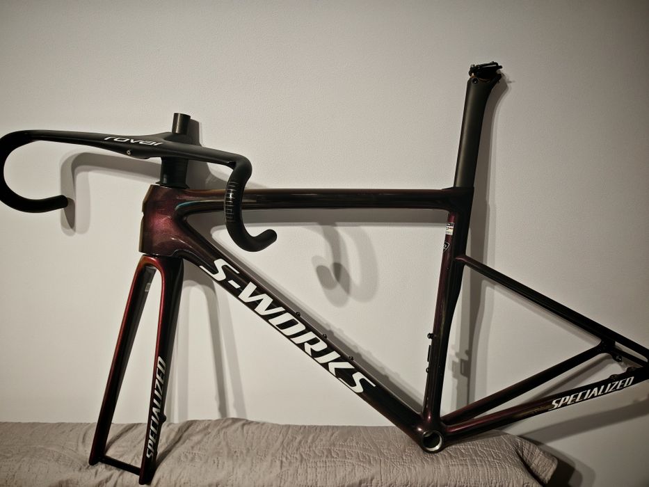 Cadru frameset Specialized Tarmac S-works SL8 marime 52 + ghidon Cockpit Roval si suport ciclocomputer