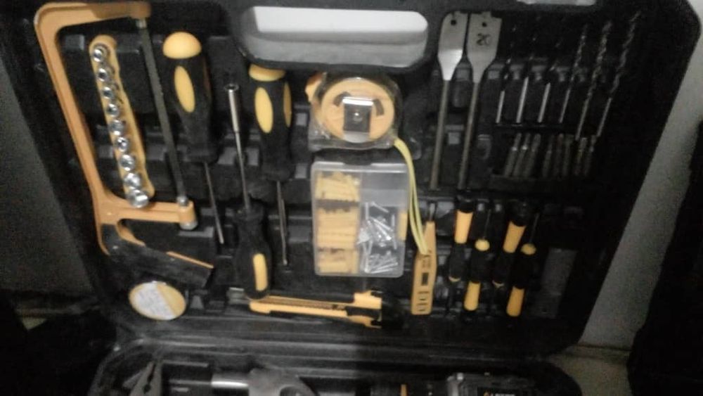 Шрупавёрт новый безщёточный